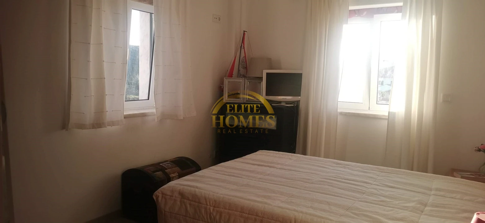 Moradia T5 para Venda em Peral Foto 20