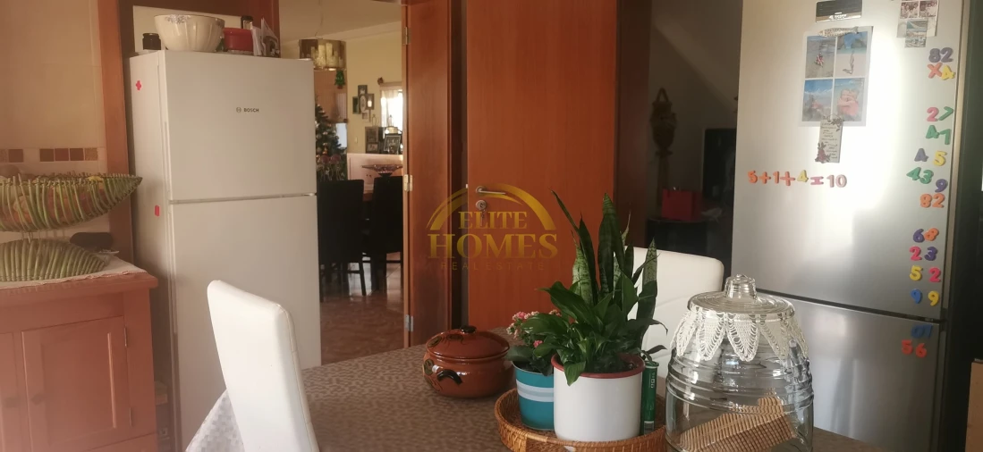 Moradia T5 para Venda em Peral Foto 10