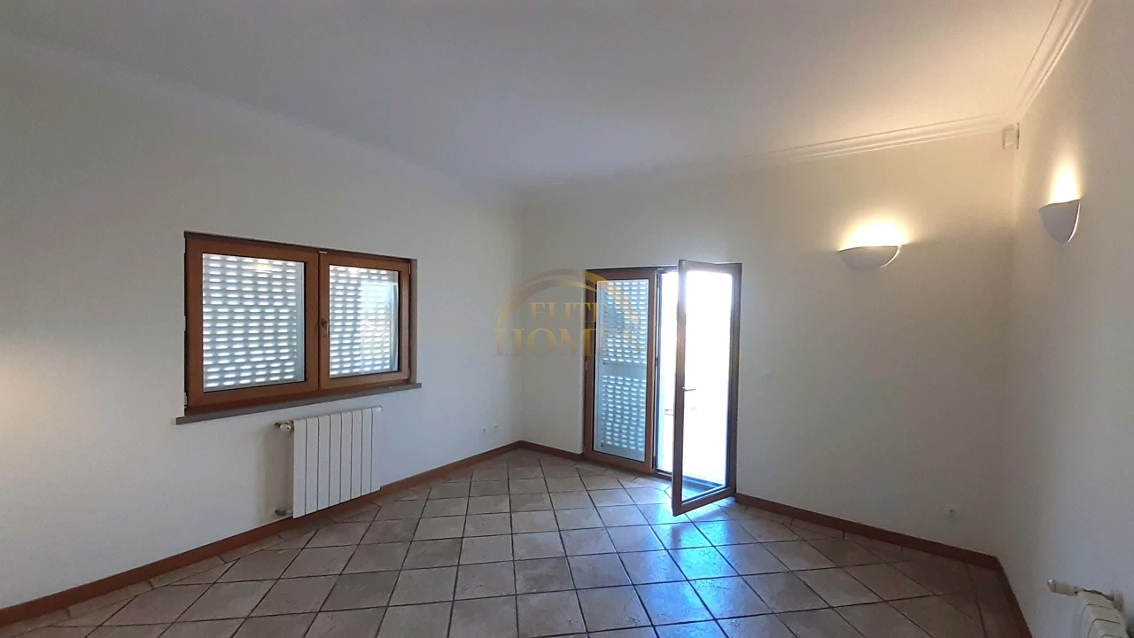 Moradia T5 para Venda em Sesimbra (Castelo) Foto 11