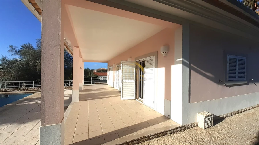 Moradia T5 para Venda em Sesimbra (Castelo) Foto 27