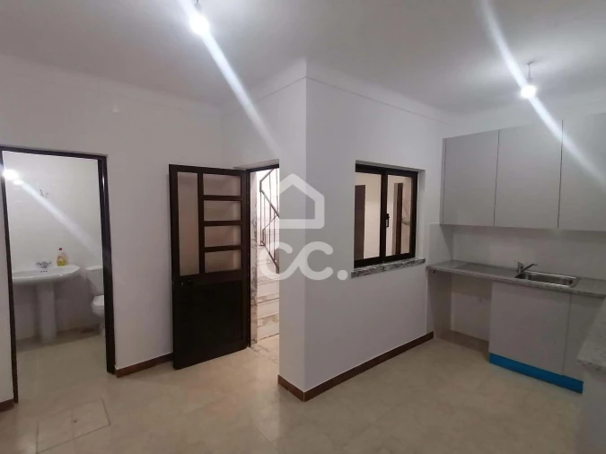 Moradia T2 para Arrendamento em Bombarral e Vale Covo Foto 10