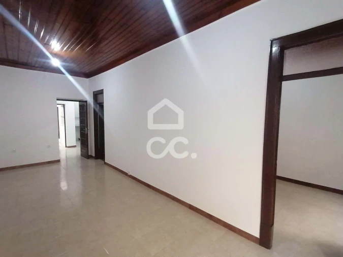 Moradia T2 para Arrendamento em Bombarral e Vale Covo Foto 4