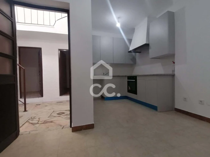 Moradia T2 para Arrendamento em Bombarral e Vale Covo Foto 8