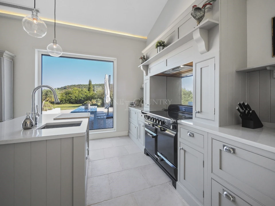 Moradia T4 para Venda em São Silvestre Foto 7