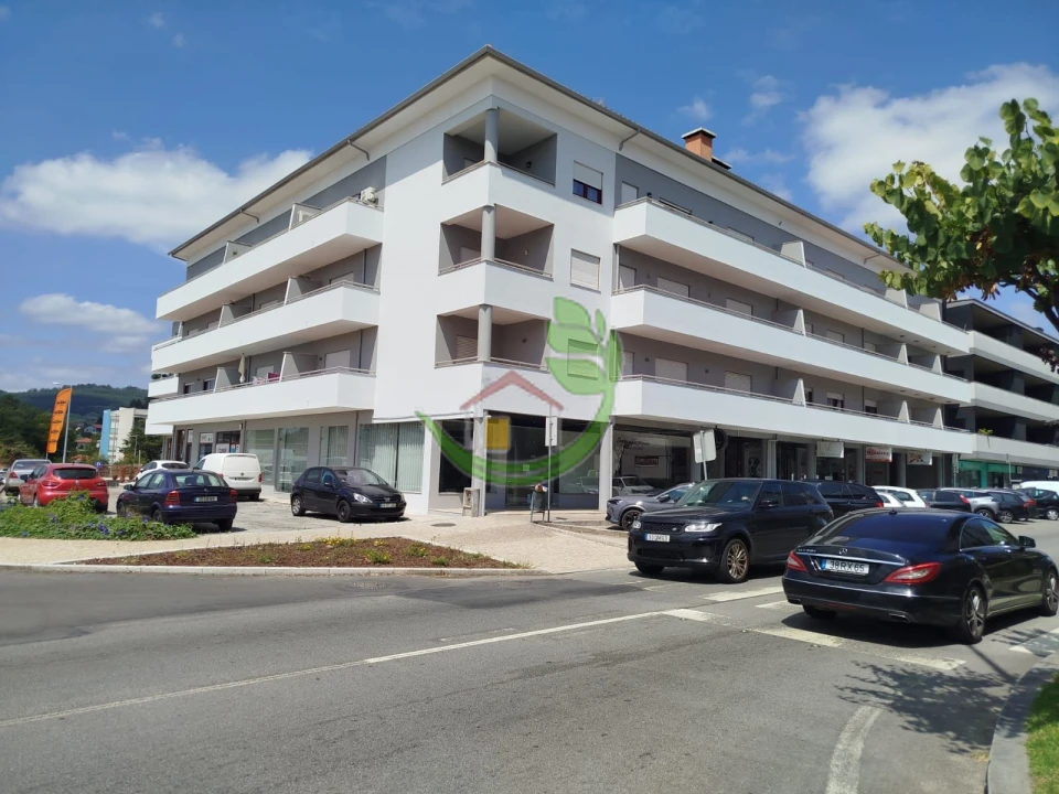Apartamento T3 para Venda em Vila Verde e Barbudo Foto 2