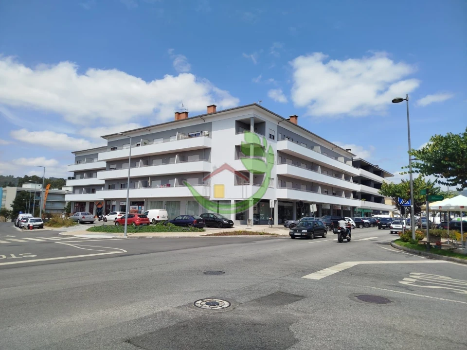 Apartamento T3 para Venda em Vila Verde e Barbudo Foto 1