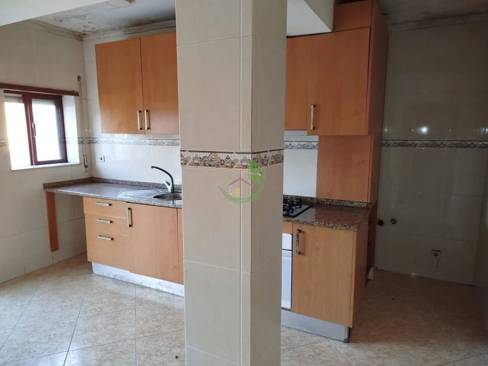 Apartamento T3 para Venda em Vila Verde e Barbudo Foto 8