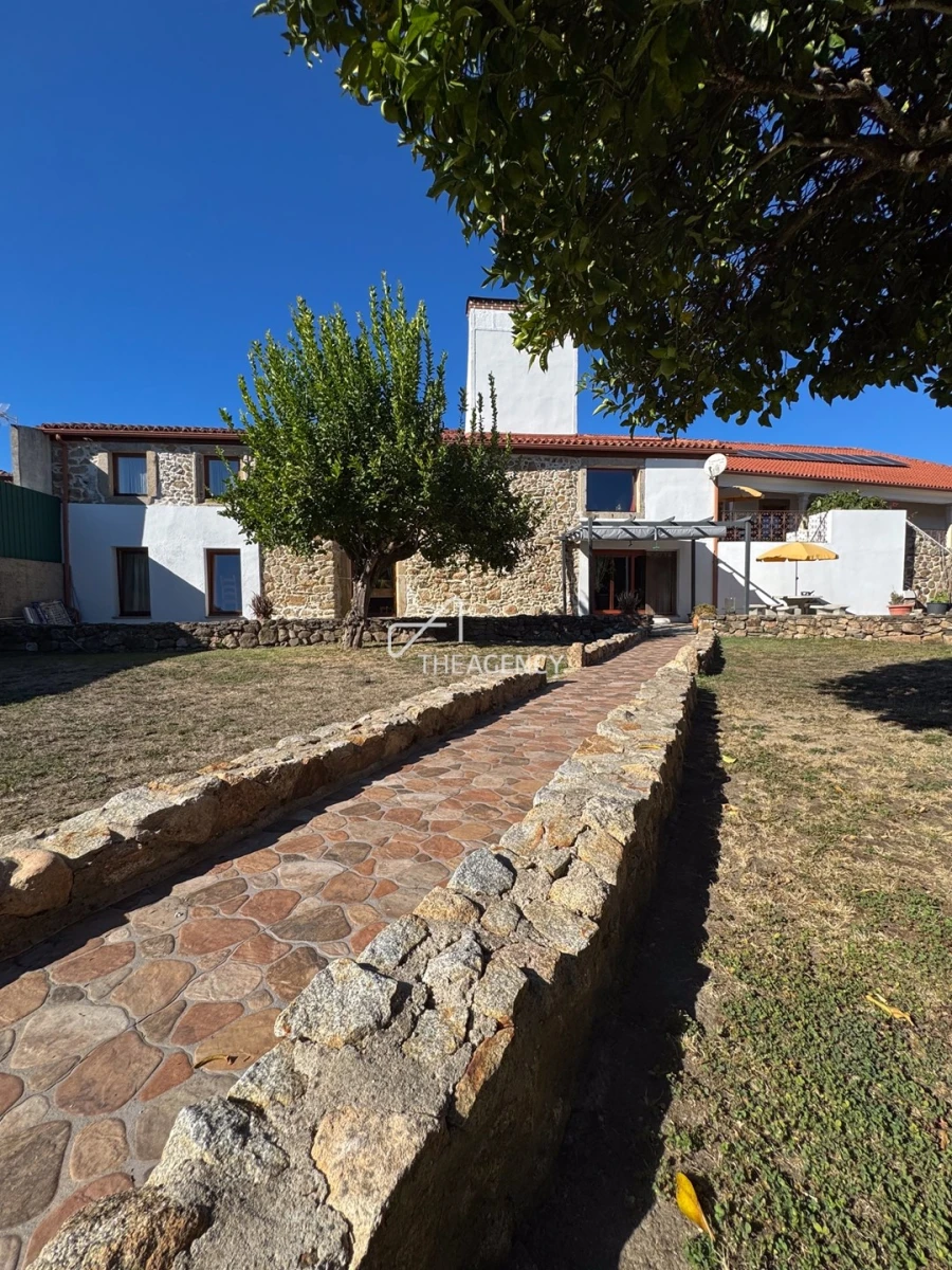 Moradia T8 para Venda em Pedrogão Grande Foto 47