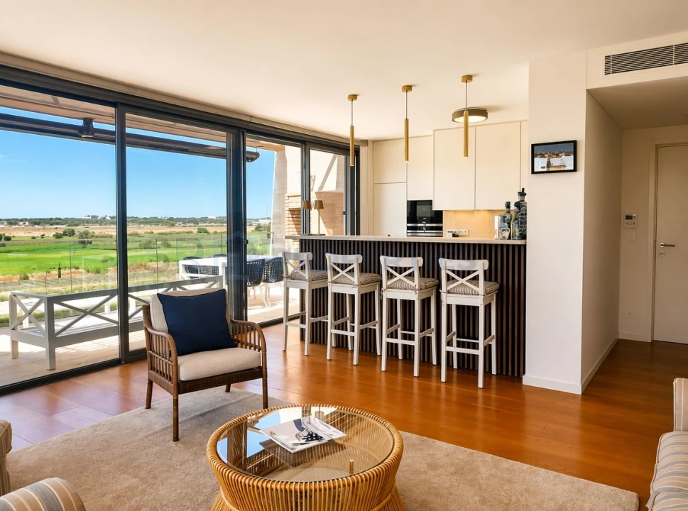 Apartamento T2 para Venda em Quarteira Foto 7
