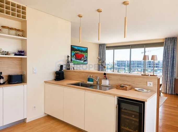 Apartamento T2 para Venda em Quarteira Foto 9