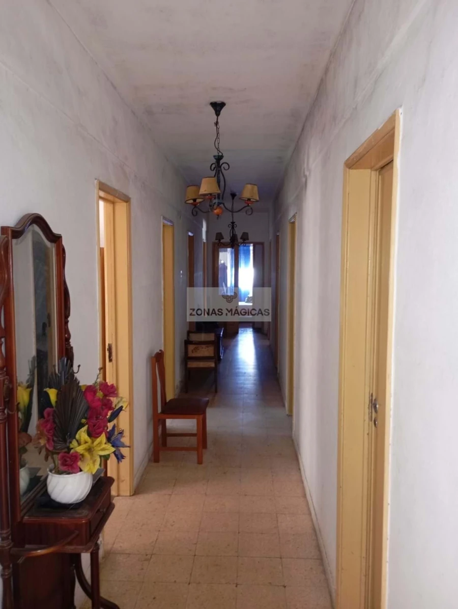 Moradia T8 para Venda em Alvalade Foto 11