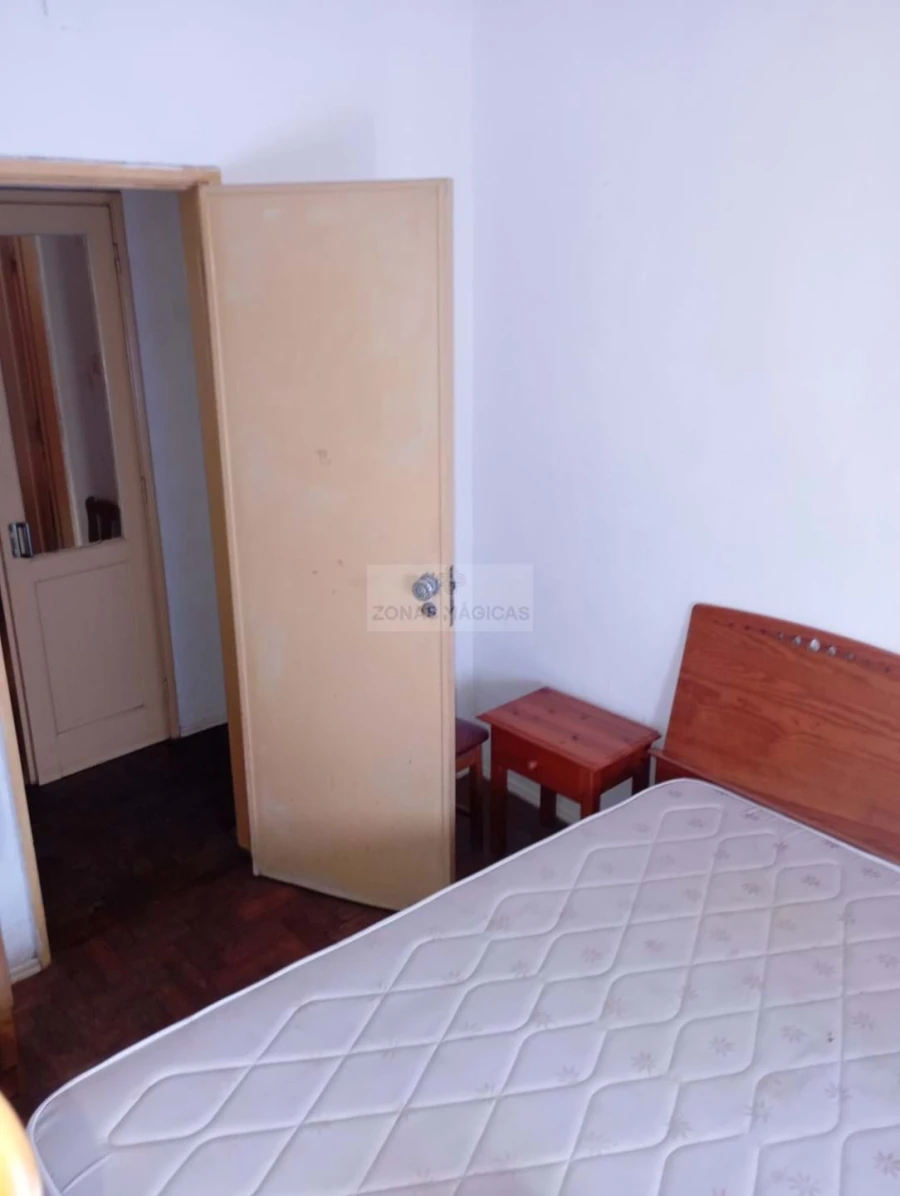 Moradia T8 para Venda em Alvalade Foto 27