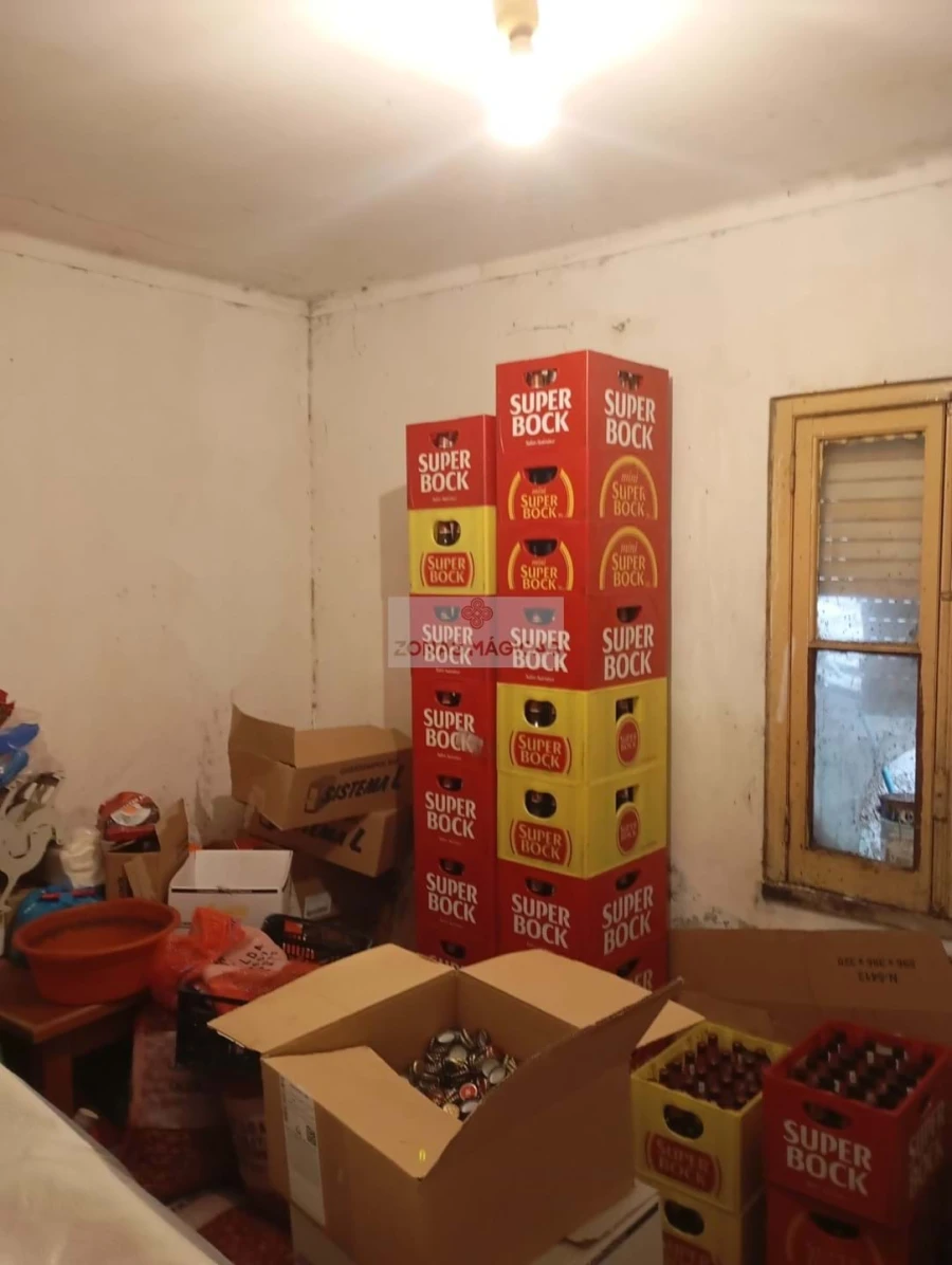 Moradia T8 para Venda em Alvalade Foto 7