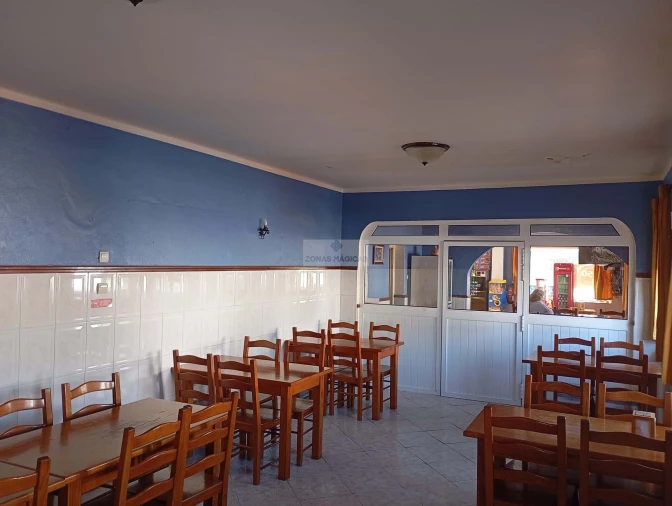 Moradia T8 para Venda em Alvalade Foto 6