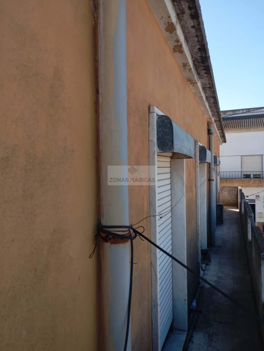 Moradia T8 para Venda em Alvalade Foto 31