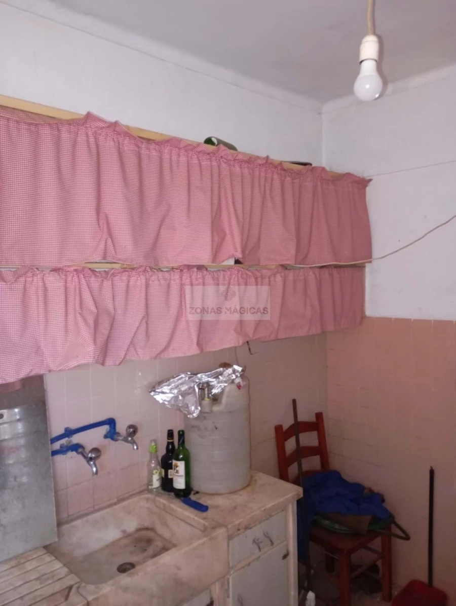 Moradia T8 para Venda em Alvalade Foto 20