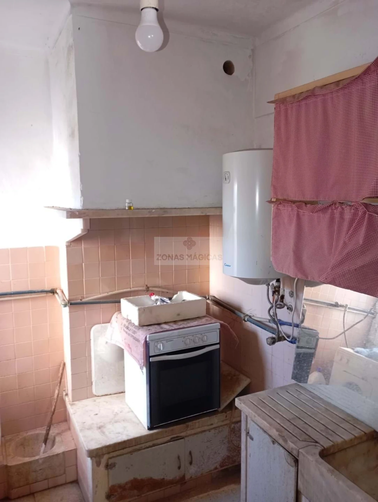 Moradia T8 para Venda em Alvalade Foto 21