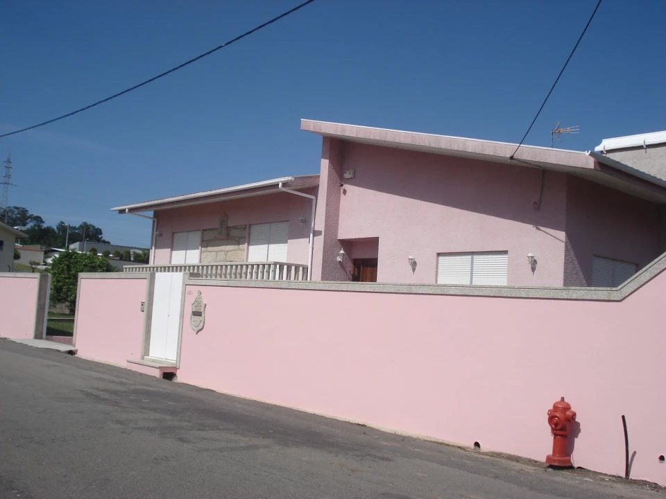 Moradia T5 para Venda em Guilhabreu Foto 4