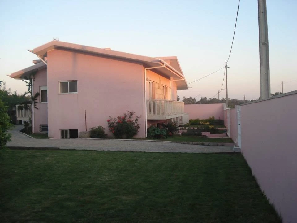 Moradia T5 para Venda em Guilhabreu Foto 1