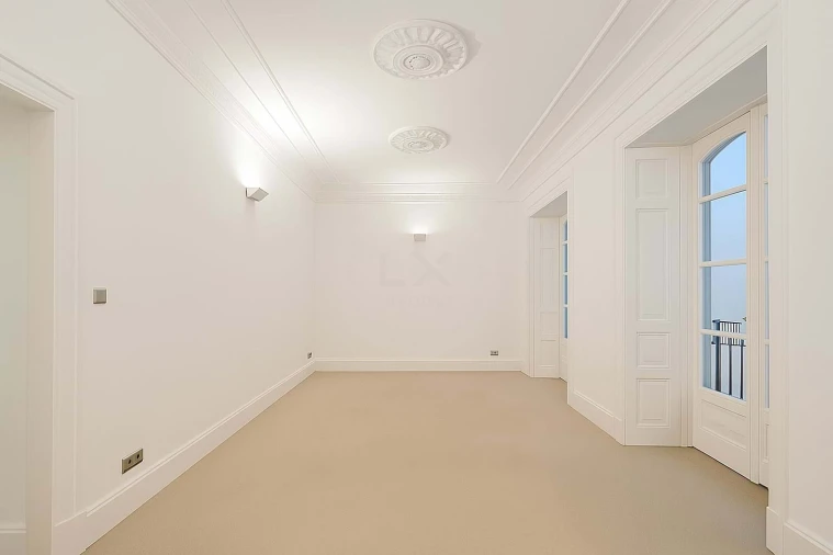 Escritório para Arrendamento em Santo António Foto 12