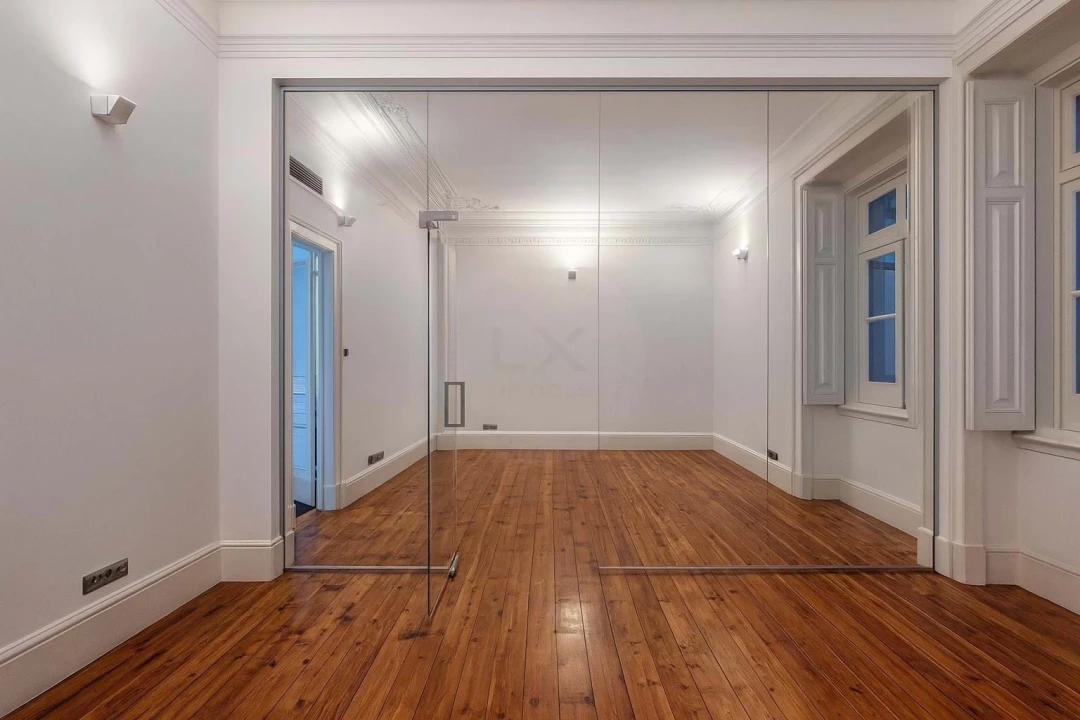 Escritório para Arrendamento em Santo António Foto 3