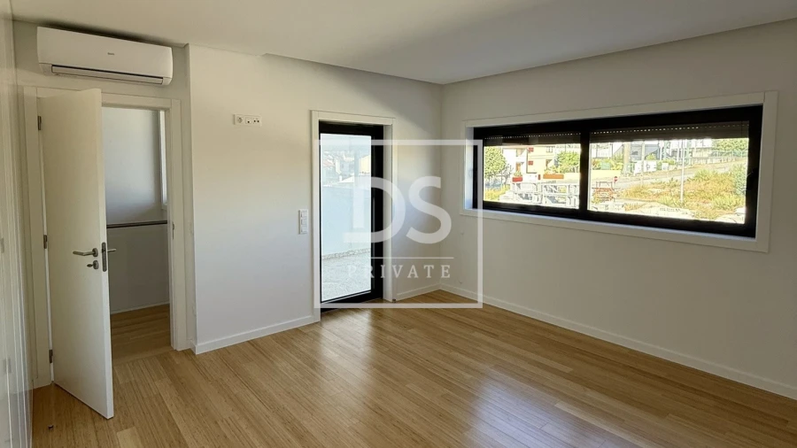 Moradia T3 para Venda em Fregim Foto 15