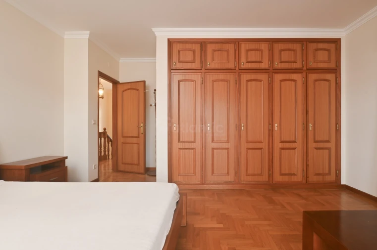 Moradia T3 para Venda em Alcabideche Foto 29