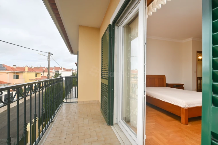 Moradia T3 para Venda em Alcabideche Foto 30