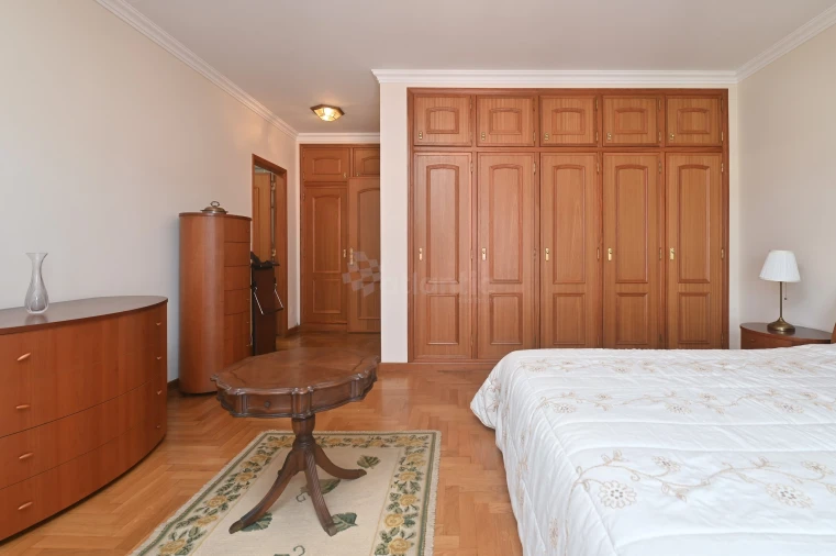 Moradia T3 para Venda em Alcabideche Foto 23