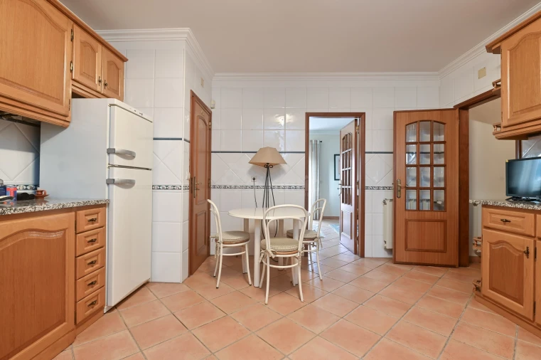 Moradia T3 para Venda em Alcabideche Foto 16