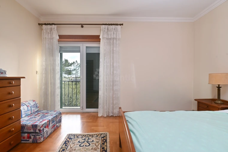 Moradia T3 para Venda em Alcabideche Foto 27