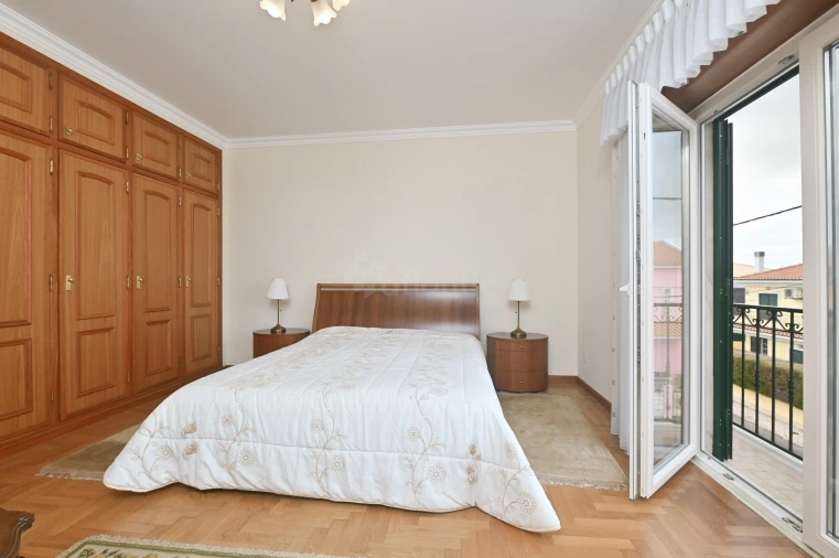 Moradia T3 para Venda em Alcabideche Foto 22