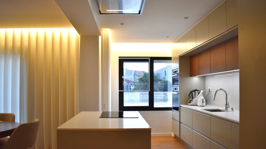 Apartamento T2 para Venda em Braga (Maximinos, Sé e Cividade) Foto 8