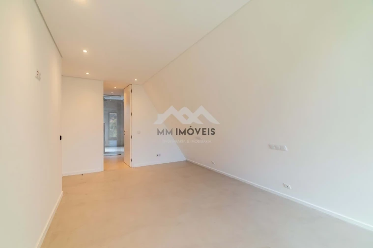 Moradia T3 para Venda em Santa Marinha e São Pedro da Afurada Foto 17