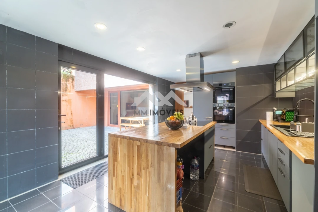 Moradia T4 para Venda em Caria Foto 25