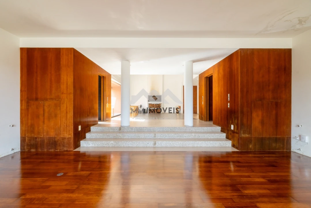 Moradia T4 para Venda em Caria Foto 13