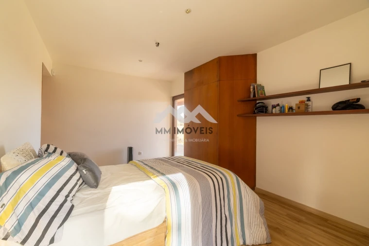 Moradia T4 para Venda em Caria Foto 30