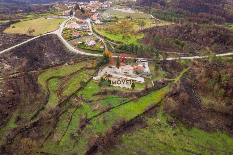 Moradia T4 para Venda em Caria Foto 49