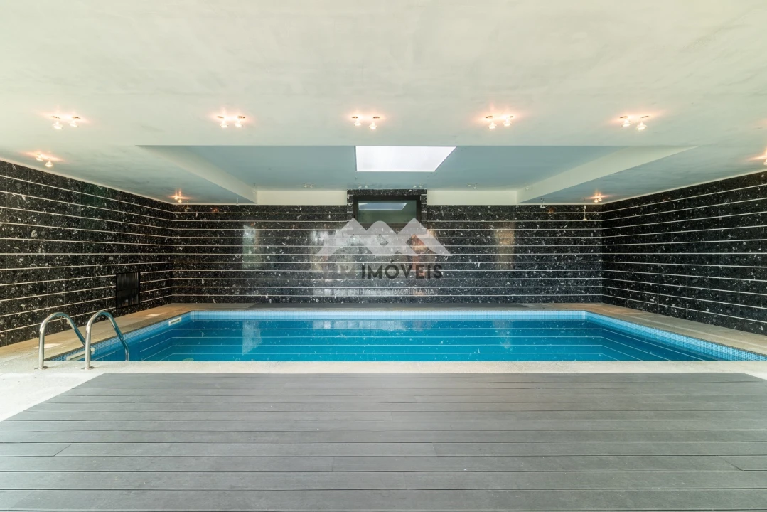 Moradia T4 para Venda em Caria Foto 6