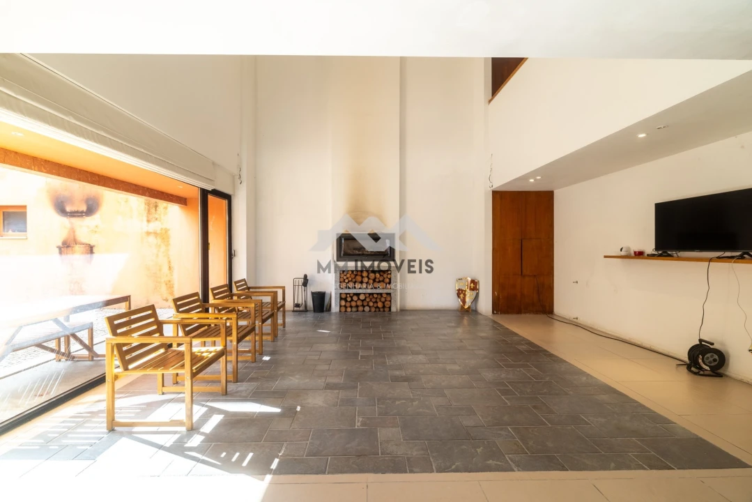 Moradia T4 para Venda em Caria Foto 14