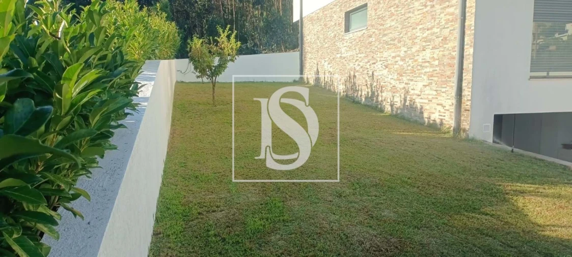 Moradia T3 para Venda em Medelo Foto 2