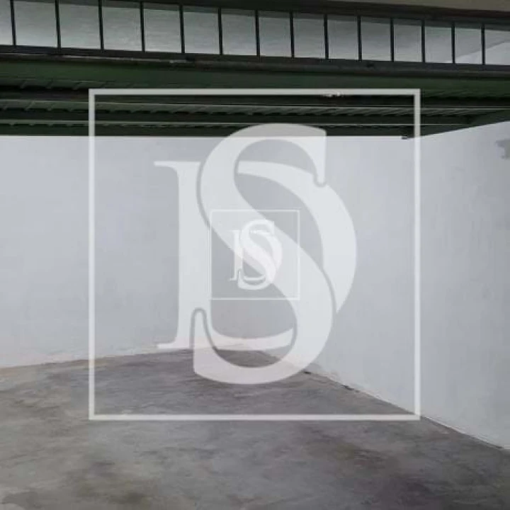 Garagem para Arrendamento em Azurem Foto 5