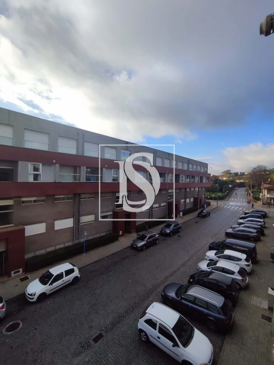 Apartamento T2 para Venda em Vila das Aves Foto 18