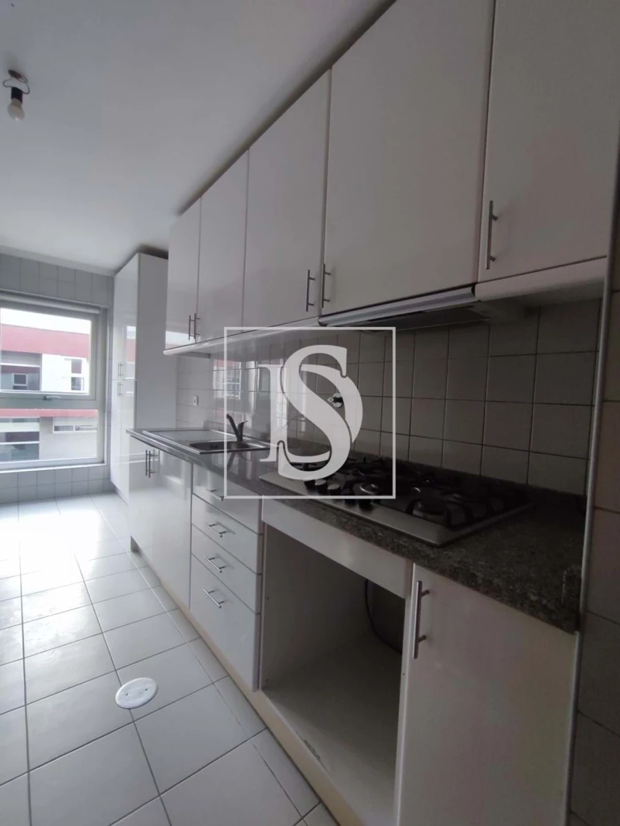 Apartamento T2 para Venda em Vila das Aves Foto 3