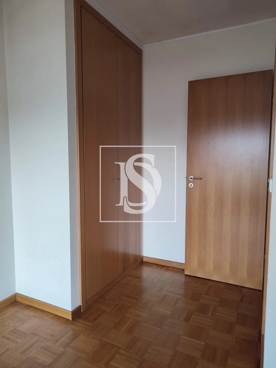 Apartamento T2 para Venda em Vila das Aves Foto 14