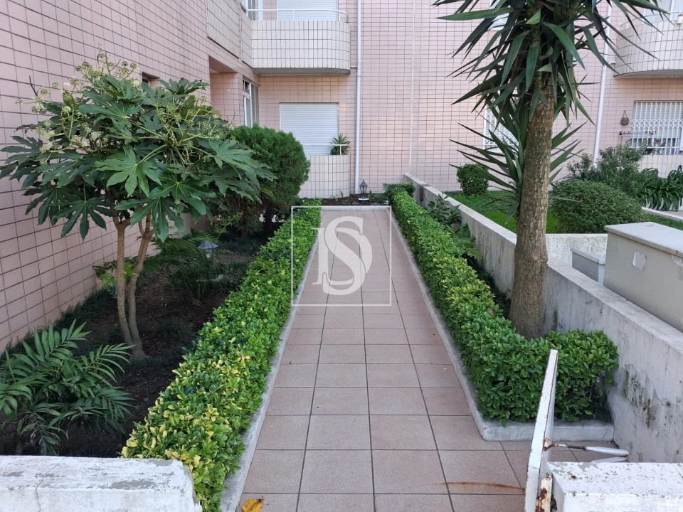 Apartamento T2 para Venda em Baguim do Monte (Rio Tinto) Foto 1