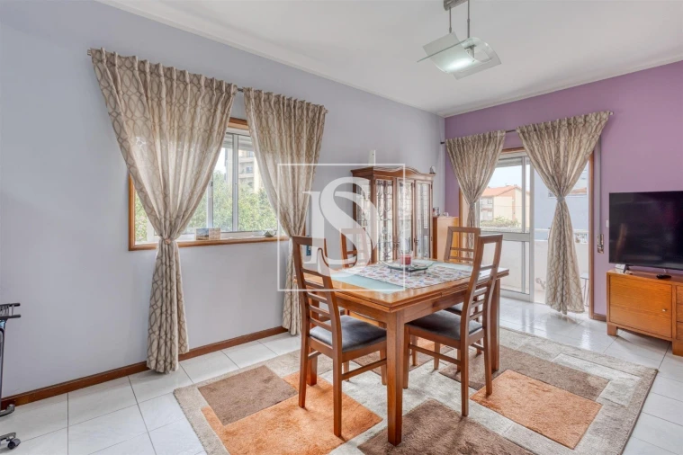 Apartamento T2 para Venda em Baguim do Monte (Rio Tinto)