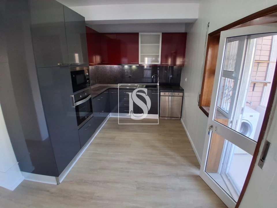 Apartamento T2 para Venda em Baguim do Monte (Rio Tinto) Foto 1