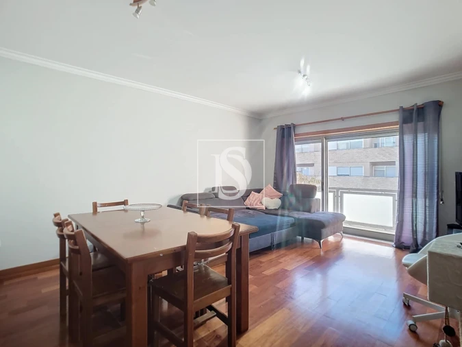 Apartamento T2 para Venda em Aguas Santas Foto 2