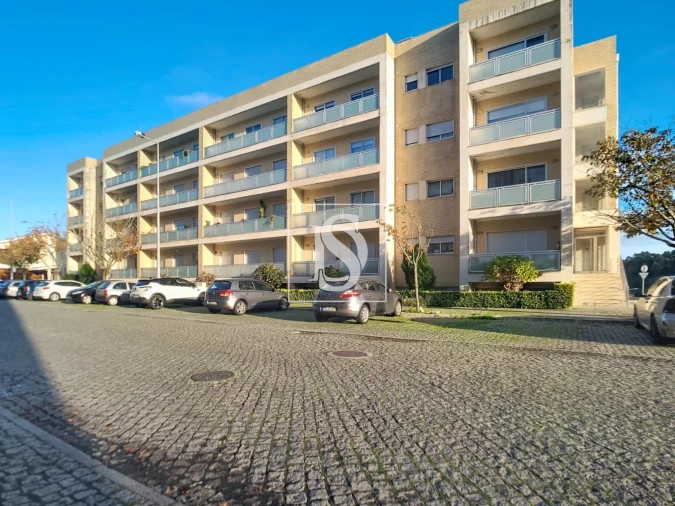 Apartamento T2 para Venda em Aguas Santas Foto 1